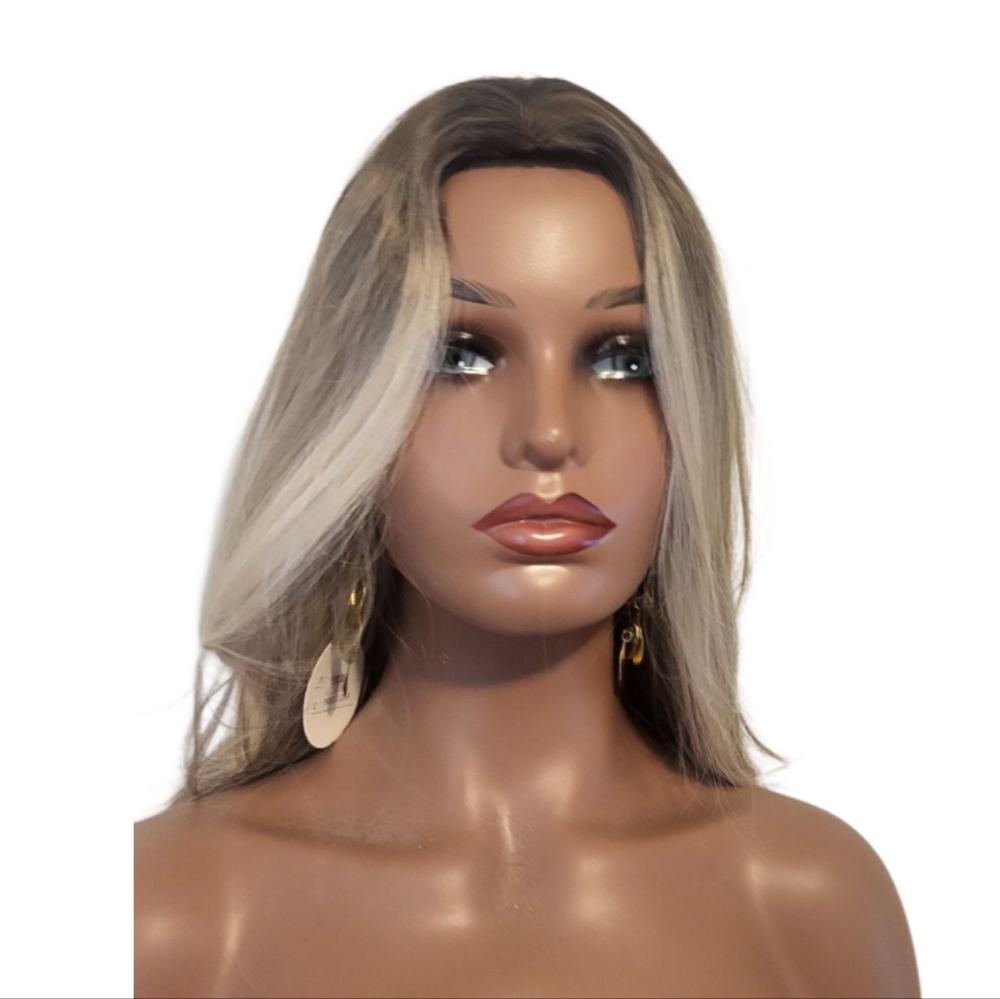 Long Wavy Synthetic Wig - 26” Full Machine Made with Cap (New) - Picture 2 of 8